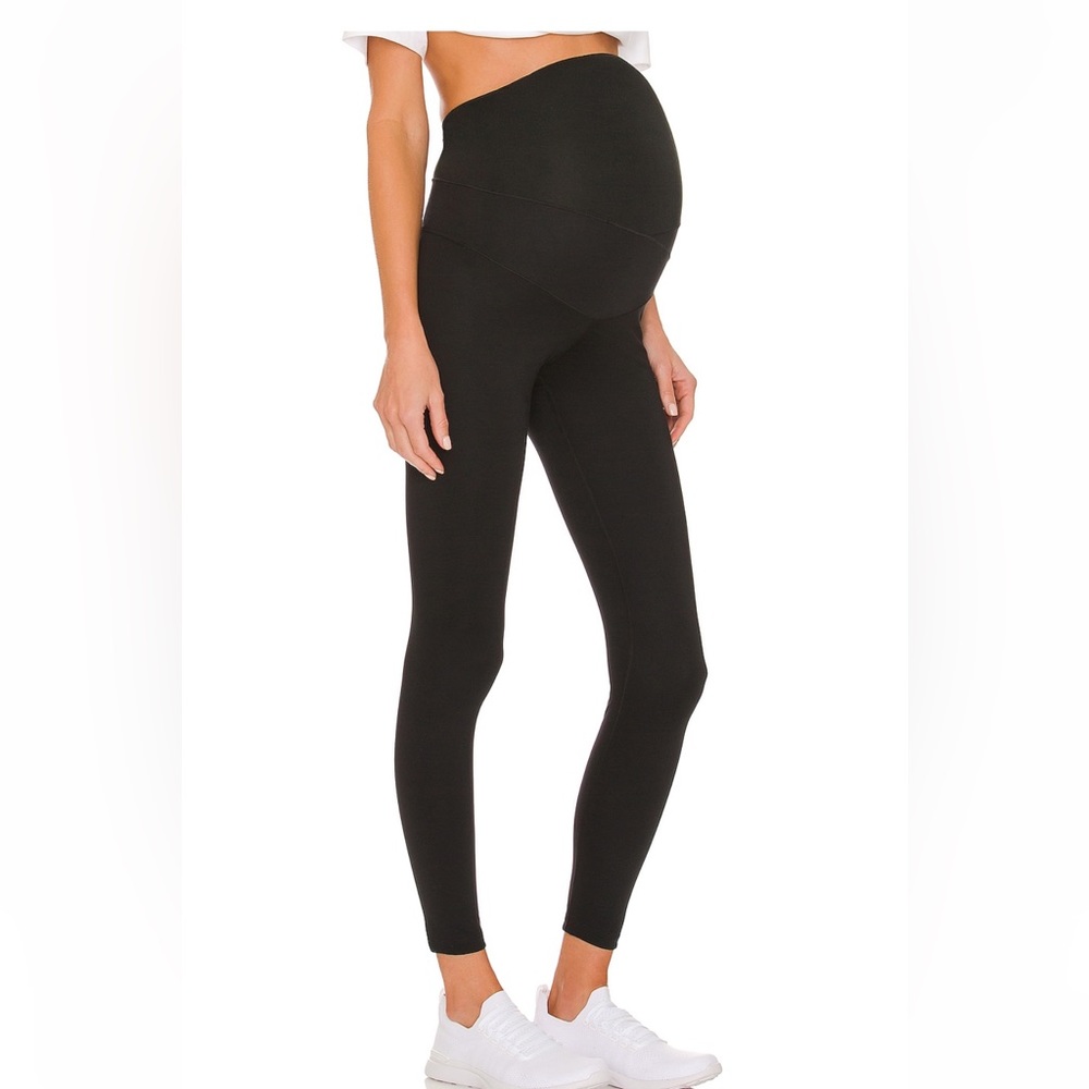 Nike maternity leggings, size